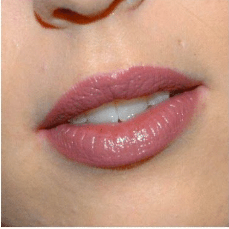 NYX Extra Creamy Round Lipstick couleur LSS529 Thalia